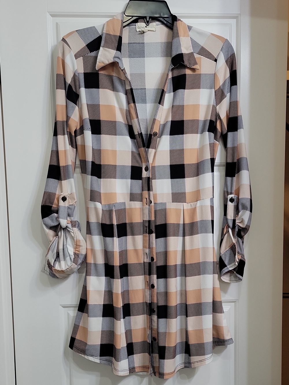 Plaid Button-Front Shirt Dress - Beige/Black by